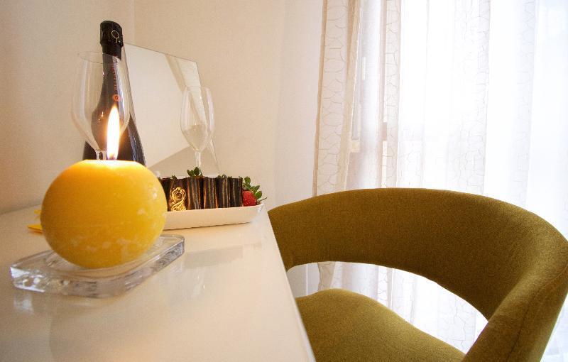 Hq Aparthotel Milano Inn - Smart Suites ชินิเซลโลบาลซาโม ภายนอก รูปภาพ