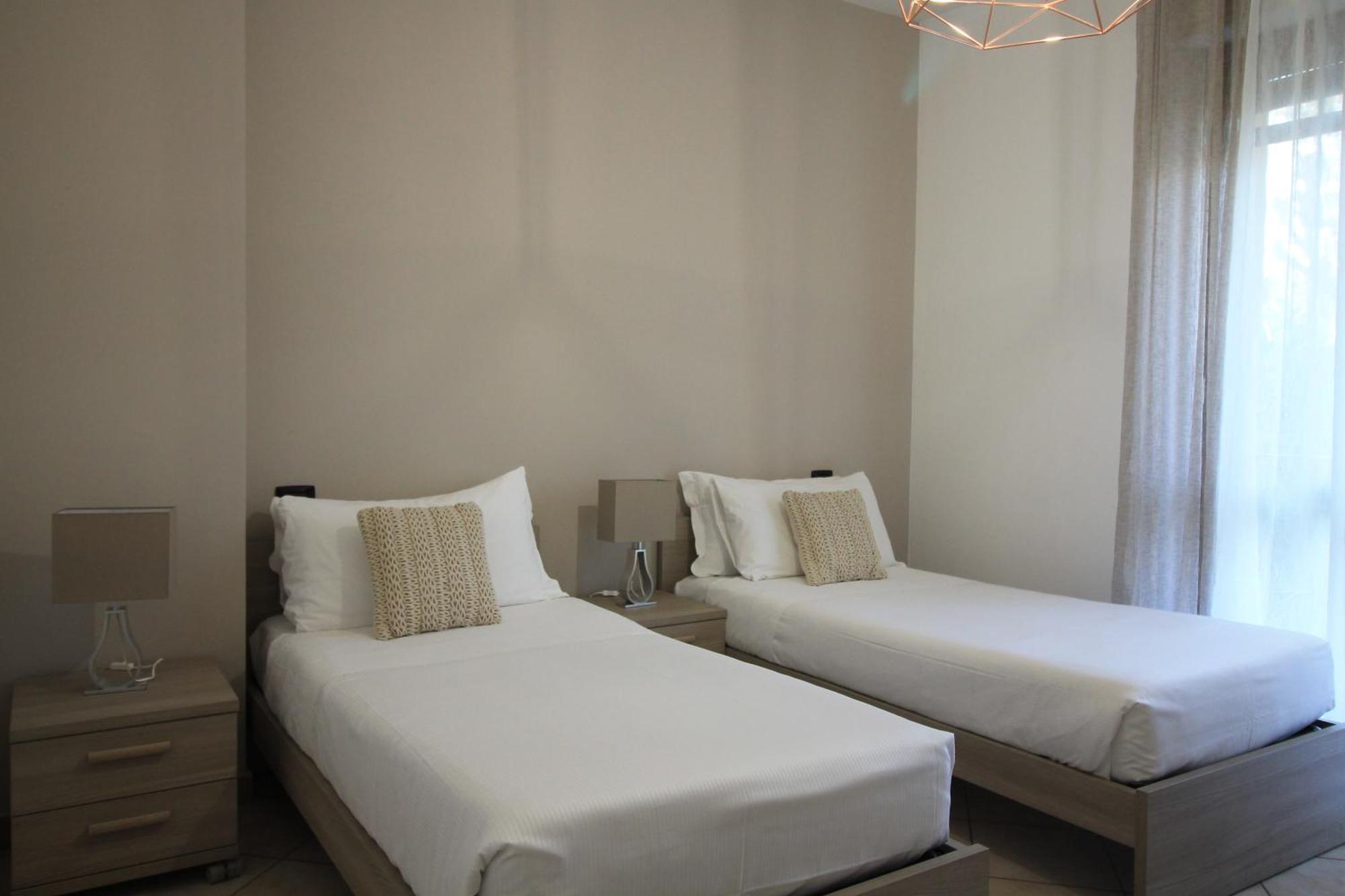 Hq Aparthotel Milano Inn - Smart Suites ชินิเซลโลบาลซาโม ภายนอก รูปภาพ