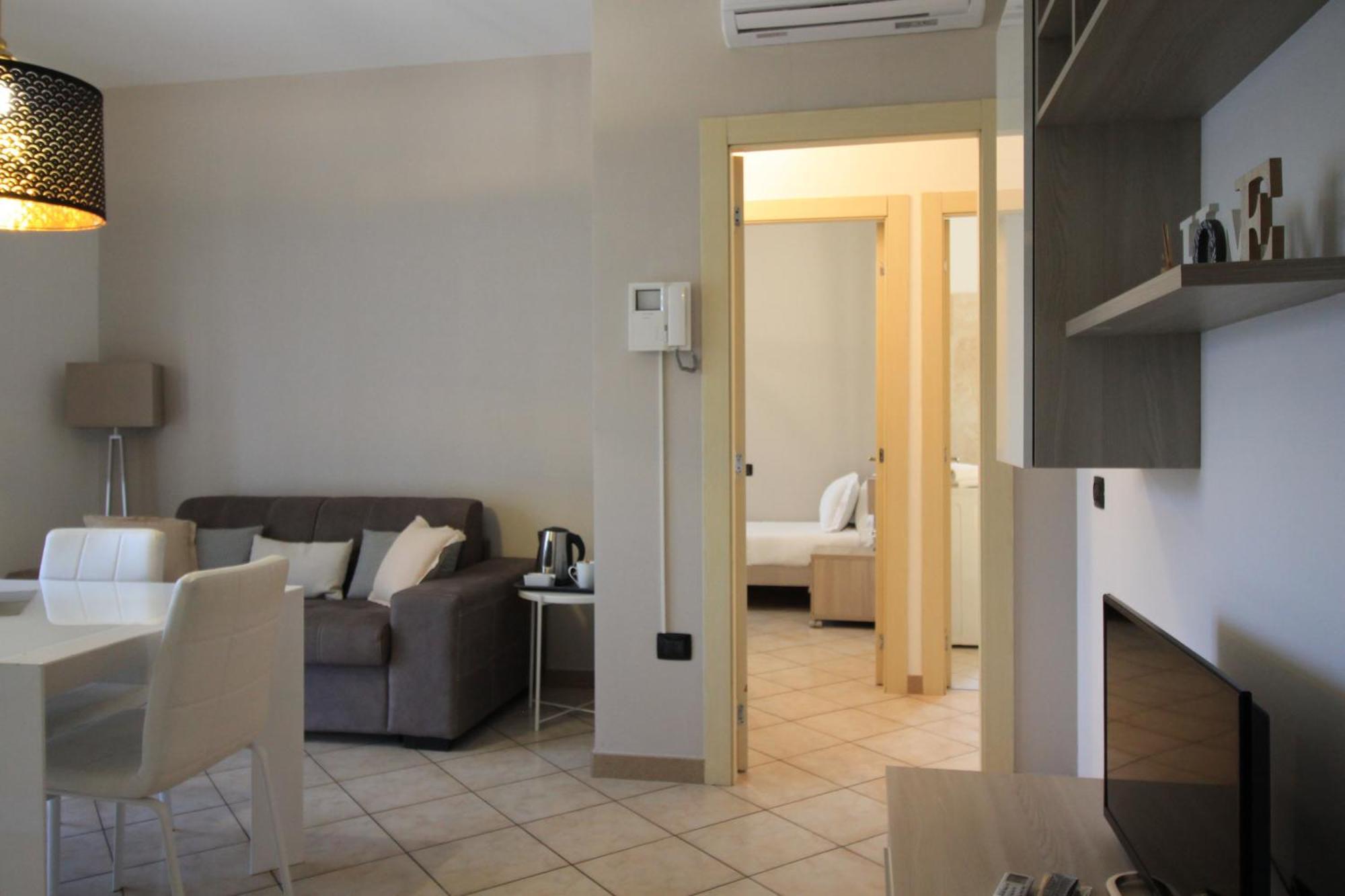 Hq Aparthotel Milano Inn - Smart Suites ชินิเซลโลบาลซาโม ภายนอก รูปภาพ