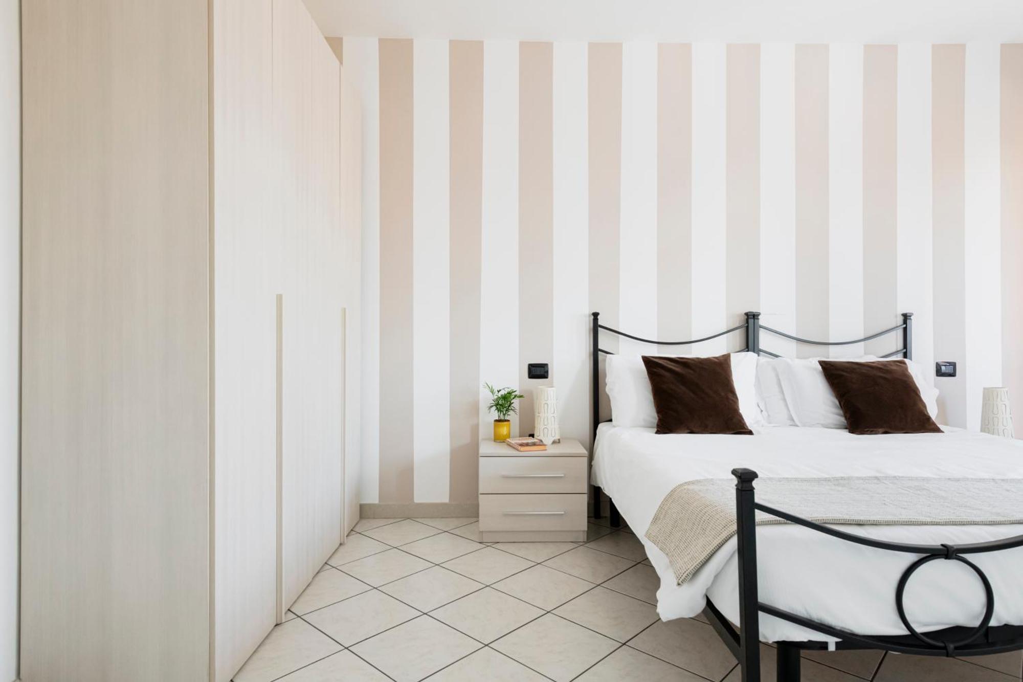 Hq Aparthotel Milano Inn - Smart Suites ชินิเซลโลบาลซาโม ภายนอก รูปภาพ