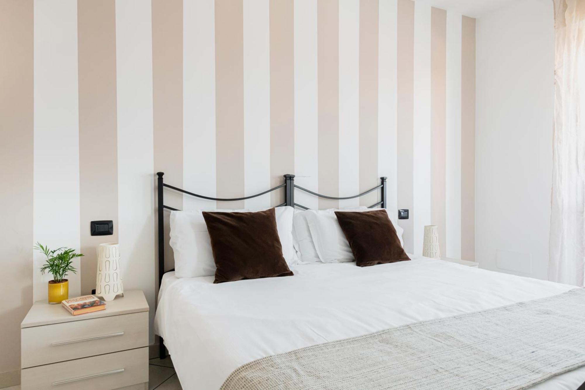 Hq Aparthotel Milano Inn - Smart Suites ชินิเซลโลบาลซาโม ภายนอก รูปภาพ